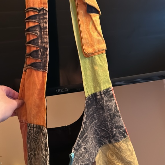 Boho bag- so fun! 🦉🦉🦉☮️☮️☮️ - Picture 4 of 4